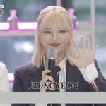 [<b>트와이스</b>] 쯔위 정연 안경 찰떡임