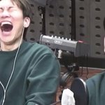 [BTOB] <b>오늘자</b> 운동화 닮은 꼴 업데이트