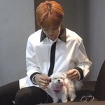 [<b>더</b>보이즈] 애들 <b>이야기</b>는 아닌데
