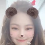 제니 <b>JENNIE</b>
