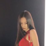 제니 <b>JENNIE</b>