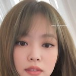 제니 <b>JENNIE</b>