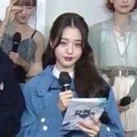 장원영 떡코 뭔 <b>박시</b>핏이 아니라 박스핏임ㅋㅋㅋ