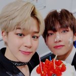 방탄 공식 베프는 지민 뷔 모르면 외워 <b>유입들</b>아