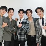 [펜타곤] <b>주말아침</b>