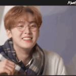 윤산하 얼모스트블루 메이킹필름.<b>gif</b>