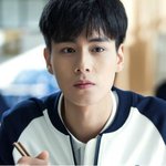 <b>존잘</b>이랑 친구먹음