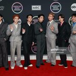 [방탄소년단] 윤기 레드 <b>헤어</b>야?????