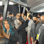 <b>멀리</b>서도 눈에 확띔