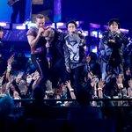 AMAs 방탄×콜플 첫 무대 사진 + 수상소감