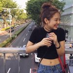 제니 <b>JENNIE</b>