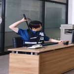 [TXT] 폼이 저기 저 높으신 분 같은데