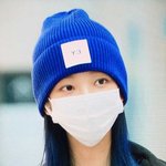 카리나 머리 ㄹㅇ 걍 코딱지만하네