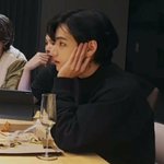 어제 방탄 브이앱에서