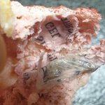 백화점 빵서 나온 '<b>제습</b>제'···"33개월 딸도 먹였는데..."