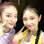 오늘자 아이칠린 이지•초원, 주니•<b>재키</b>