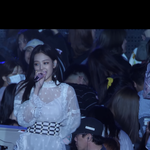 제니 <b>직캠</b>보는데
