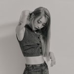 마마무 <b>문별</b> 싱글즈 화보 인터뷰