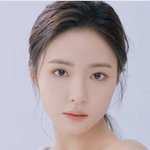 고3 <b>판녀</b> 눈썹그리는거 도와주는 사람 남친생김