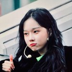 <b>윈터</b> 앞머리 있는 게 훨 나은듯