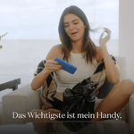 <b>켄달</b> 제너의 왓츠 인 마이 백.jpg