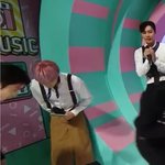 슾구 9명인데 정우 진짜 9번 인사함..