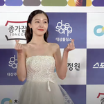 [댓글부탁해] <b>방민아</b> 예쁨 어쩌얼 ㅋㅋ