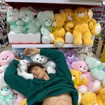 <b>니</b>네 여기있는 인형 산다 vs <b>안</b>산다