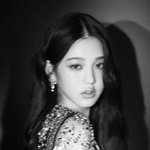 장원영 바자 화보 대박이쁨