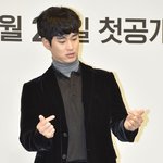 <b>은은</b>하게 돌아있는 <어느 날> 제작발표회 사진