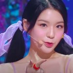 아이돌 이어마이크 형태 비교.jpg