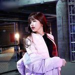 <b>기품</b> 있는 아우라의 럭셔리 레이디