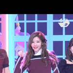 <b>사나</b> 이 머리색은 무슨 색임?