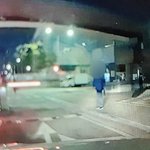 [이것좀봐줘] 아파트정문에서 가방을 눈앞에서 도난당했어요