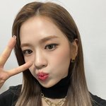 데뷔 첫 셀카 뜬 아이브