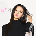 [엔터톡] 유나 <b>웜쿨</b>