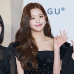 [톡채널뭐로] 장원영 진짜 이뻐졌다.. 전에도 에뻤<b>지만</b>