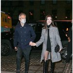 남편이랑 데이트 하느 앤 해서웨이