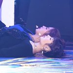 일본 <b>맴버</b>한테 탈탈 털리는 안유진 ㄷㄷ..jpg