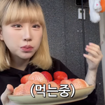[댓글부탁해] <b>조두</b>팔 립색깔 이거 뭐 같음??
