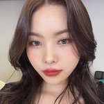 [모두드루와] 일반 카메라로 얼빳샷 찍은 거 같은데 존예인 위키미키 <b>리나</b>