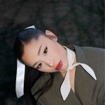 성형한 아리아나 그란데 근황..