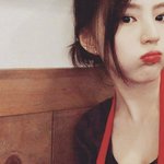 한소희 <b>이사진</b> 약간
