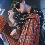 [NCT칠프] 툥블에 <b>태일</b>이사진보고 누가 이마크 백퍼썼겠지했는데