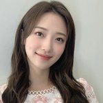 [댓글부탁해] <b>표예진</b> 눈 큰편이야??