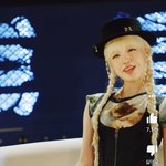 <b>리즈</b>랑 양팡이랑 닮았다