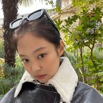 제니 <b>JENNIE</b>