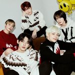 [TXT] 홀리데이 바이 투게더