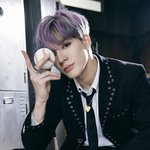<b>제노</b> 왤케 잘생겼냐….입덕할듯