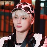 나 <b>휴덕</b>해야할꺼같애…